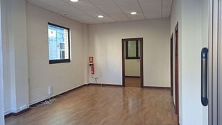 Local comercial en venta en El Coto en Gijón