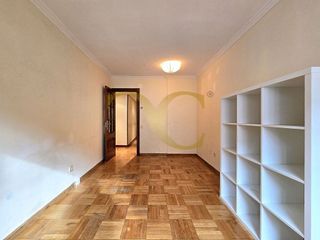 Piso en venta en Centro en Gijón