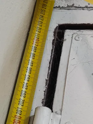 Puerta doble hoja de hierro