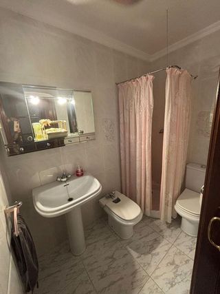 Casa en venta en La Paz en Alcalá de Guadaira