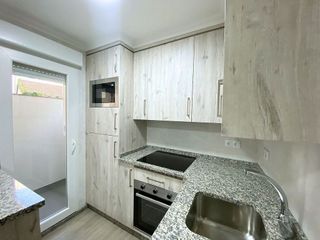 Piso en venta en Ensanche - Sar en Santiago de Compostela