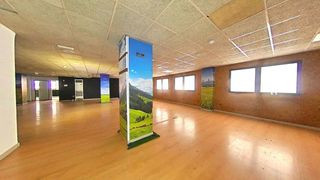 Local comercial en venta en Este en Castellón de la Plana