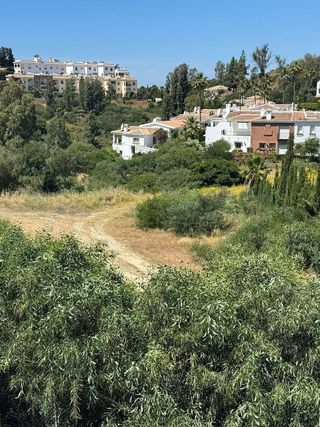 Terreno en venta en El Faro de Calaburra - Chaparral en Mijas