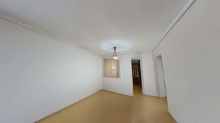 Piso en venta en Camí fondo en Valencia