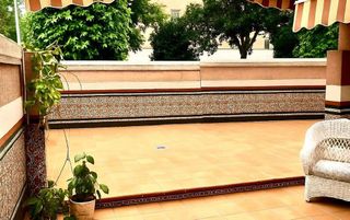 Chalet en venta en Palacio de Congresos - Urbadiez - Entrepuentes en Sevilla