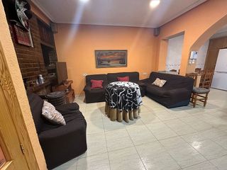Casa pareada en venta en Novelda