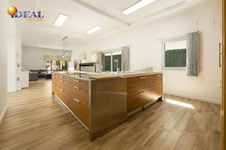 Chalet en venta en Otura