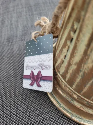 Campane decorative in metallo dorato e verde