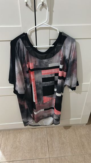 Camiseta estampada.