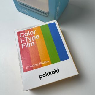 Camara Polaroid Now Gen 3 + Carrete 16 Fotos