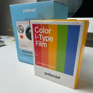 Camara Polaroid Now Gen 3 + Carrete 16 Fotos