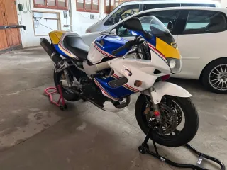 Honda VTR 1000 F