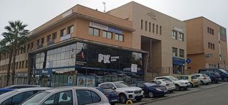 Garaje en alquiler en Centro en Tomares