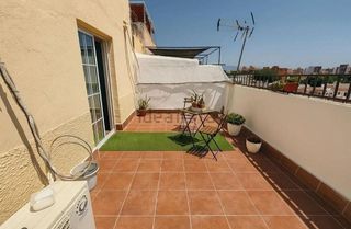 Ático en venta en San Luis en Almería