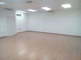 Oficina en alquiler en El Barral Ferial en Coslada