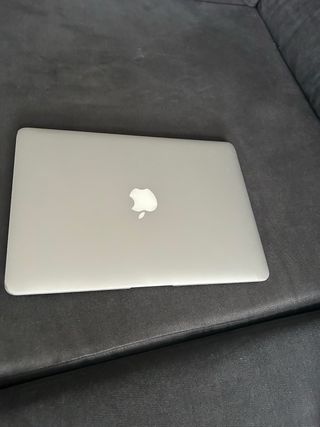 MacBook Air 13” 2015 – Funciona perfecto