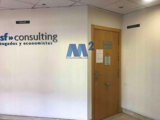 Local comercial en venta en Barrio de la Estación en Coslada