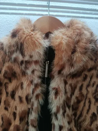 Chaqueta JATUNI Piel Leopardo y Negra Talla M