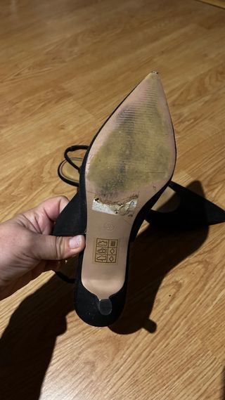 Zapatos negros tacón bajo