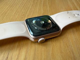 Apple Watch Series 5 muy cuidado