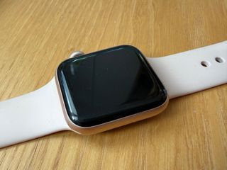 Apple Watch Series 5 muy cuidado