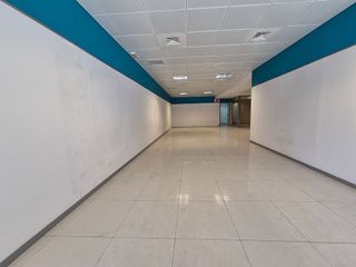 Local comercial en venta en Centro en Almería