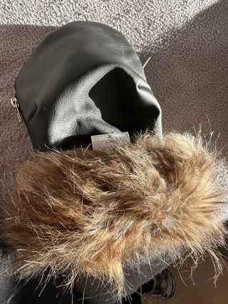 Manoplas Uzturre polipiel negra y pelo