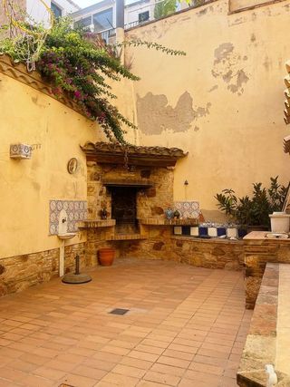 Casa adosada en venta en L'Eixample en Sant Feliu de Guíxols