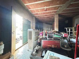 Garaje en venta en Carolina (La)