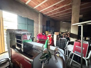 Garaje en venta en Carolina (La)