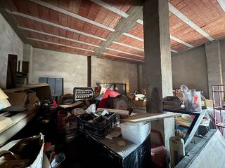 Garaje en venta en Carolina (La)