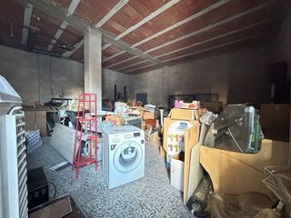 Garaje en venta en Carolina (La)