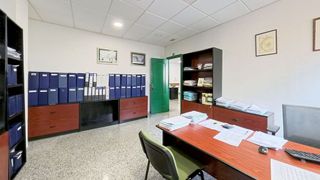 Oficina en venta en Centro en Almería