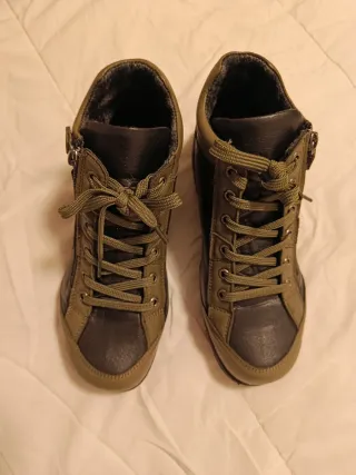 Botas Comfort Plus negras y verde oliva