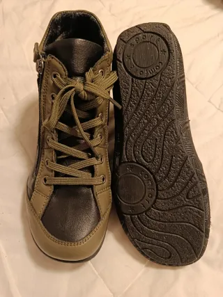 Botas Comfort Plus negras y verde oliva