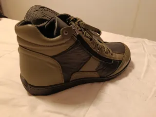 Botas Comfort Plus negras y verde oliva