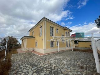 Chalet en venta en Torrequinto en Alcalá de Guadaira