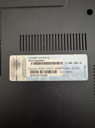 Portátil Sony Vaio 71C11M Plata/Blanco