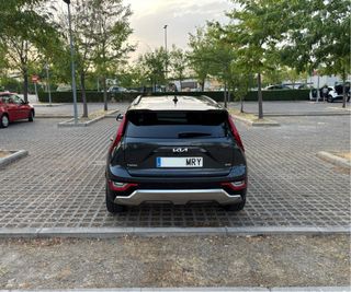 KIA NIRO HÍBRIDO EMOTION 2024 – 13.000 KM