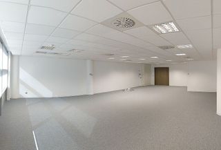 Oficina en alquiler en Port en Badalona