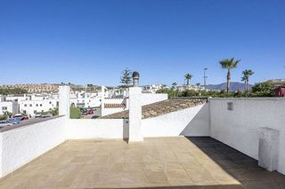 Chalet en venta en San Luis de Sabinillas en Manilva