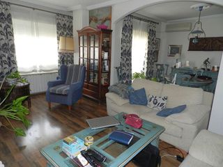 Chalet en venta en Linares