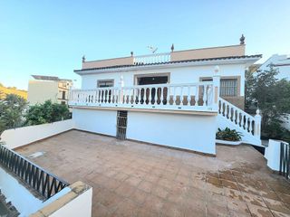 Chalet en venta en Oromana en Alcalá de Guadaira