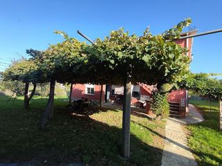 Chalet en venta en Ares