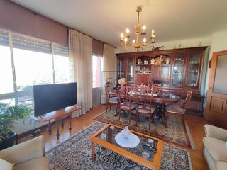 Chalet en venta en Ares