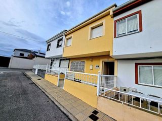 Casa adosada en venta en Ribadeo