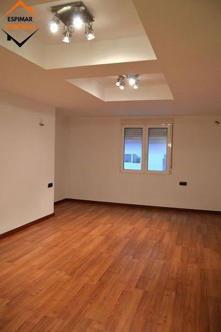 Oficina en venta en Ruiseñores en Zaragoza