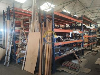 Nave industrial en venta en Villaquilambre