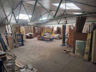 Nave industrial en venta en Villaquilambre