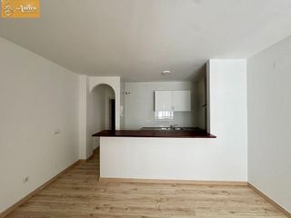 Piso en venta en Parque Victoria Eugenia en Málaga